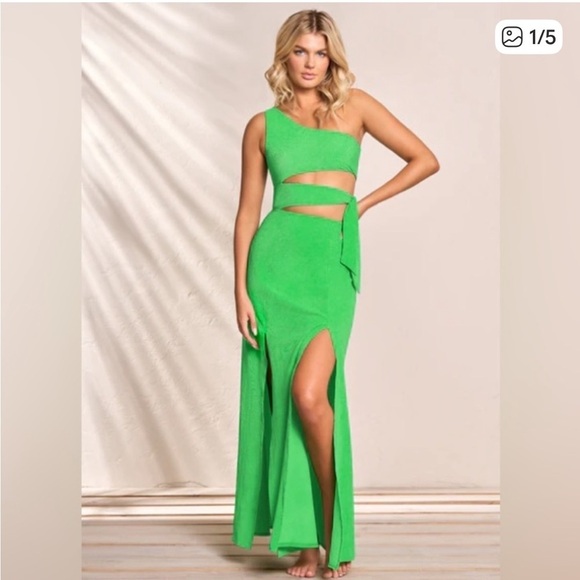 Maaji Dresses & Skirts - Maaji Garden Londyn Long Dress